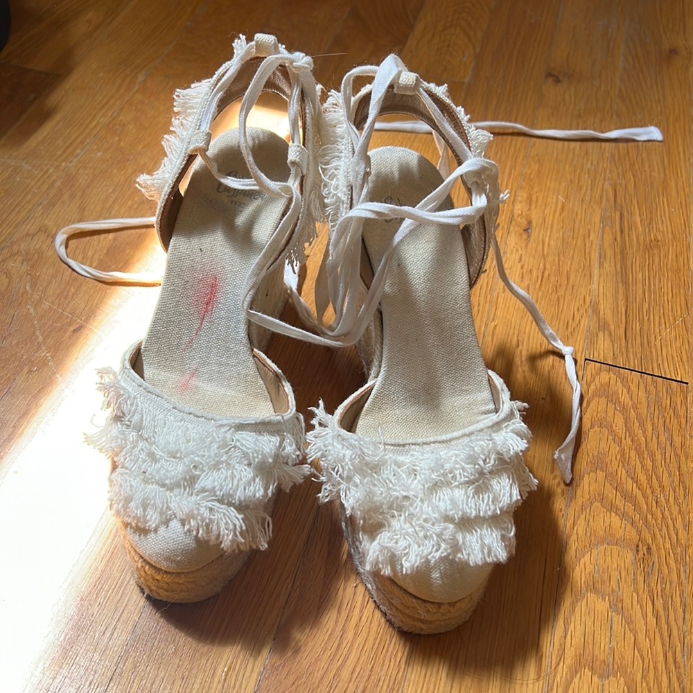 Castaner Ruffle White Espadrille Wedges Size 35